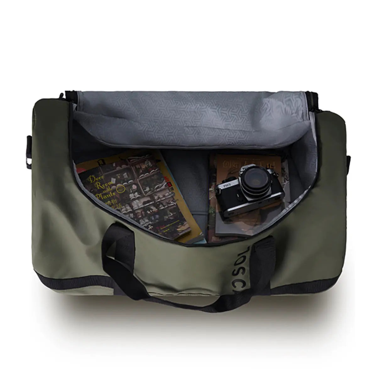 Large main compartment