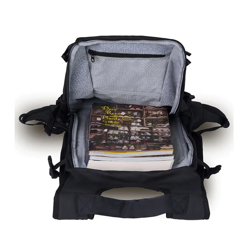 Large main compartment