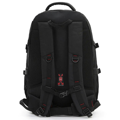 Padded shoulder straps and padded back panel