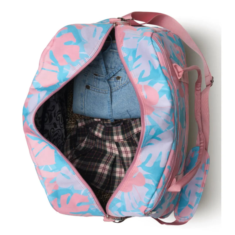 Large main compartment