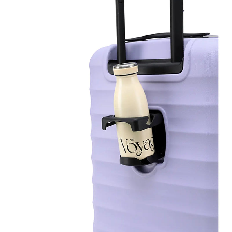 Backside built-in cup holder (Carry-on size only)