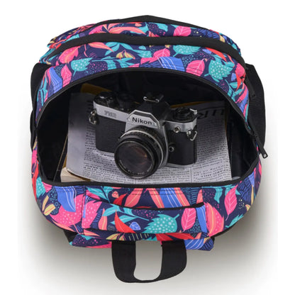 Large main compartment