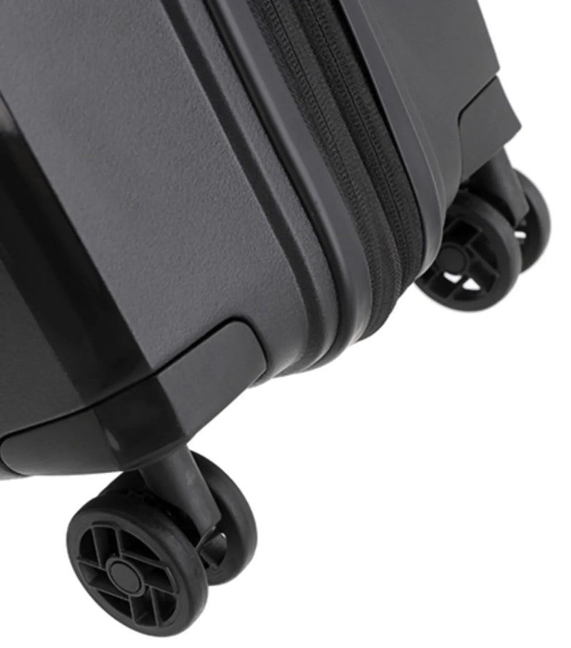 4 x spinner wheels for easy maneuverability