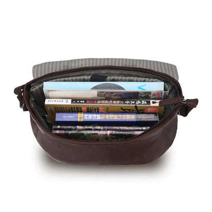 Large main compartment with laptop section