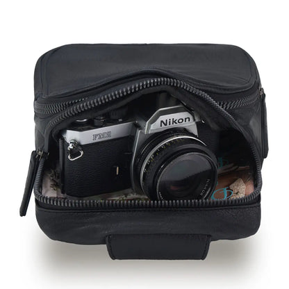 Two main zippered compartments