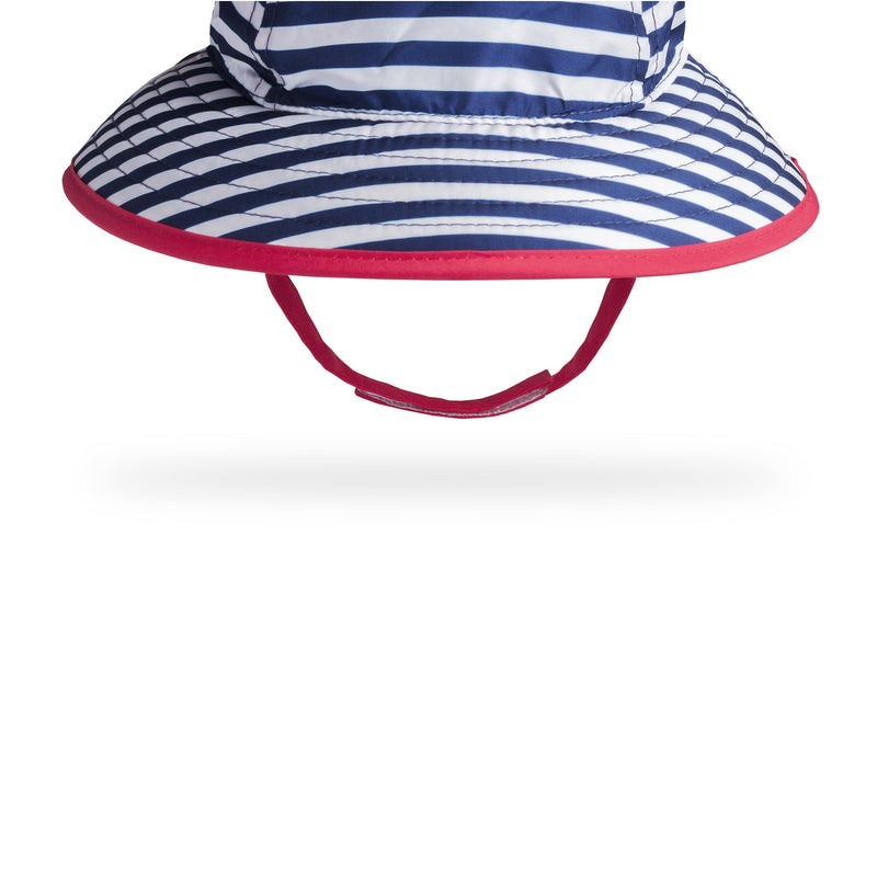 Sunday Afternoons Infant Sunsprout Hat: chin strap