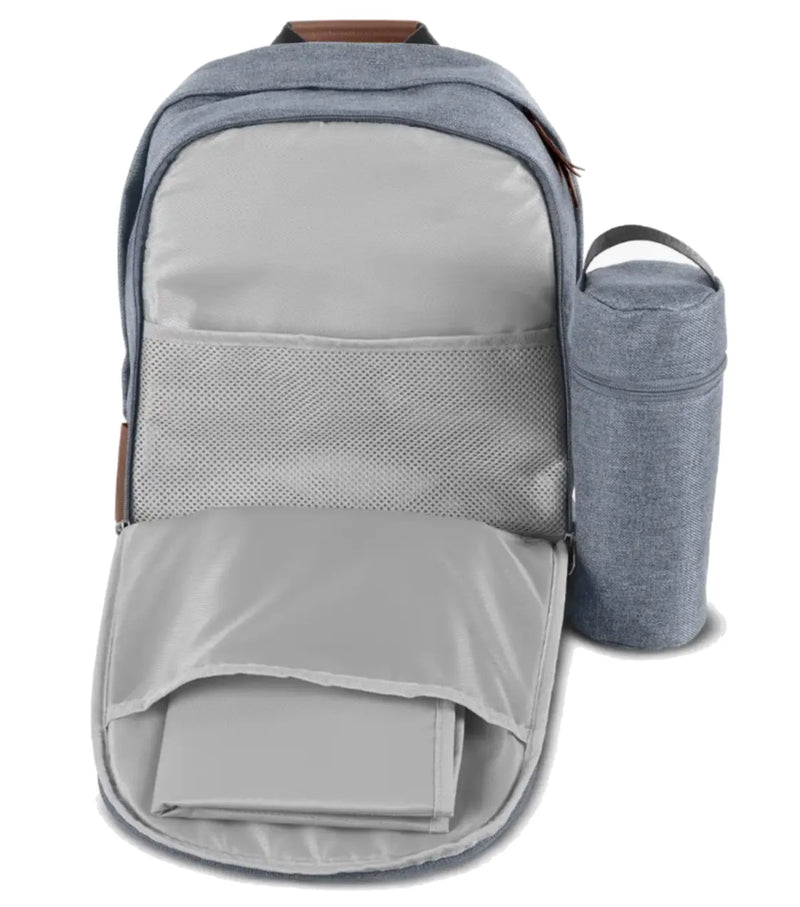 Included insulated bottle case and easy to clean changing pad