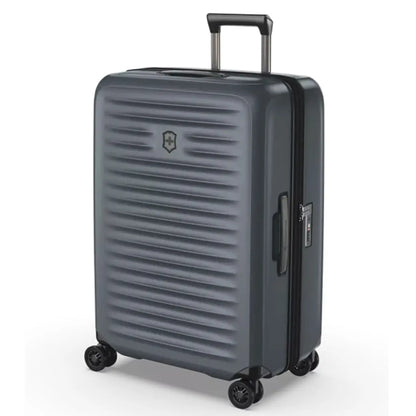 Double wheels for easy manoeuvrability