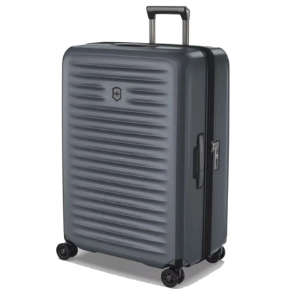 Double wheels for easy manoeuvrability