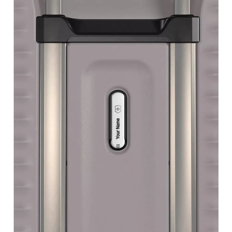 Option for personalization; choose from initial engraving or customise with a personal message