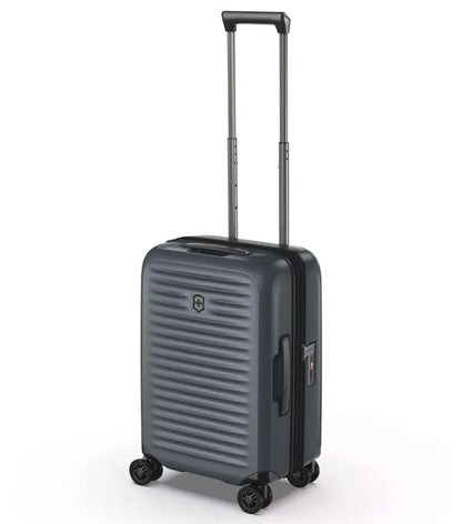 Double wheels for easy manoeuvrability