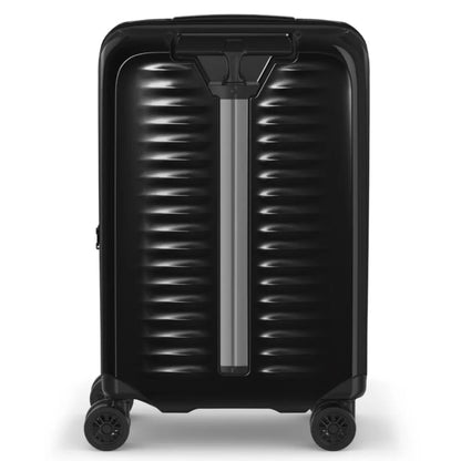 Lightweight one touch monopole handle with ergonomic comfort grip that locks into three different positions