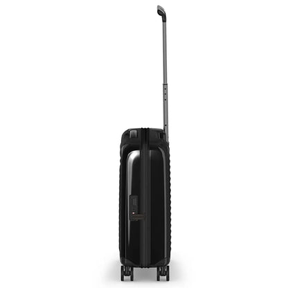 Swiss Engineered top and side handle ensures easy handling