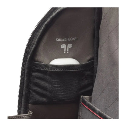 Separate tech pockets for earbuds and an Apple Touch Pen or other digital writing device