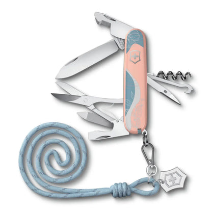  To deal quickly with packages, there’s a clever box opener with a rounded tip and cutting edge