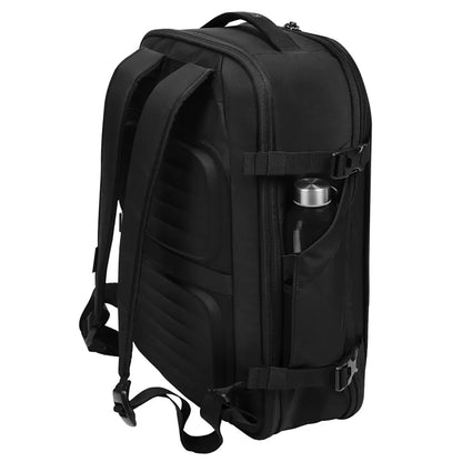 Side pockets for quick access to a water bottle or small umbrella