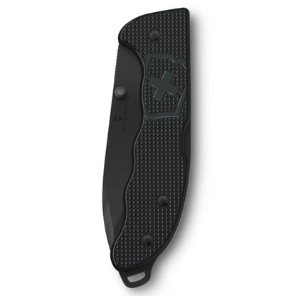 The perfect folding knife for everyday adventures