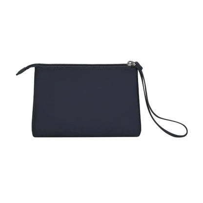 Removable go-to pouch doubles as a wristlet clutch
