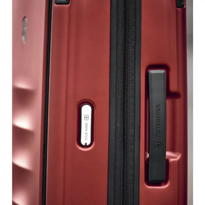 Option for personalization; choose from initial engraving or customize with a personal message