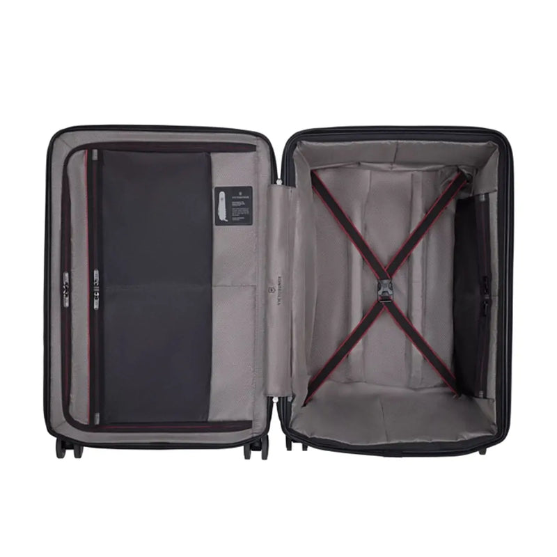 X-shaped compression straps cover a greater surface area to keep folded items secure