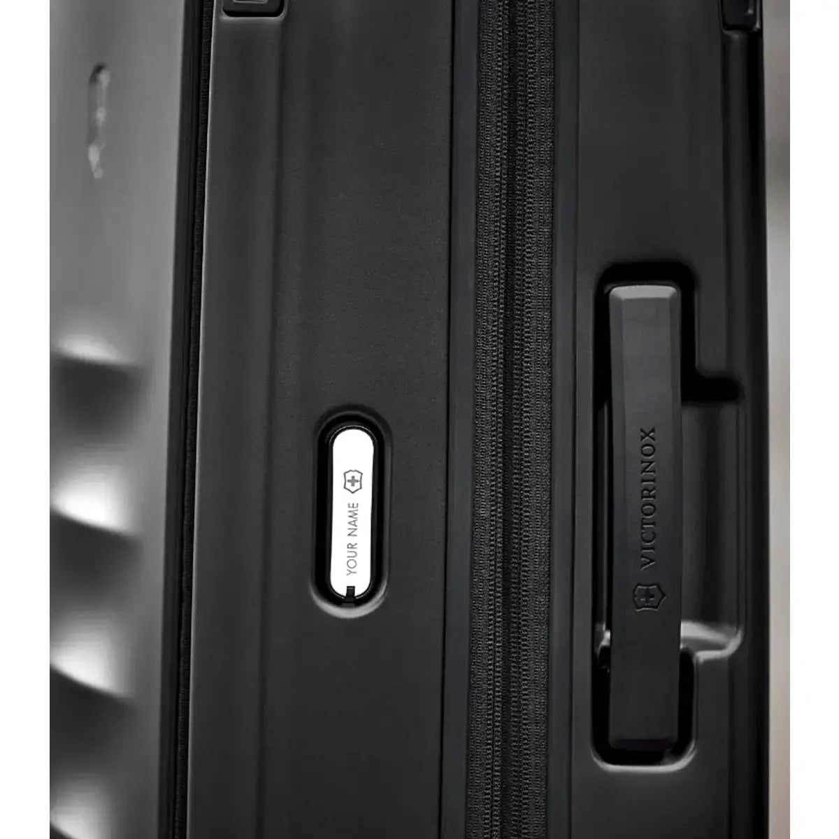 Option for personalisation; choose from initial engraving or customise with a personal message