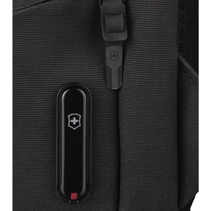 Option for personalization; choose from initial engraving or customize with a personal message