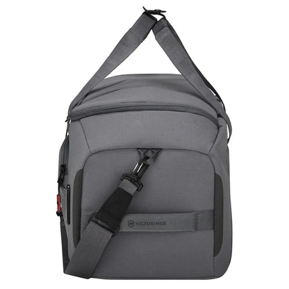 Removable and adjustable shoulder strap with Victorinox branded padding