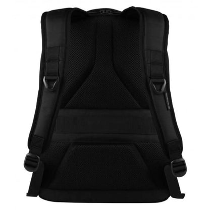 Padded adjustable shoulder straps and airflow channels ensure optimum carrying comfort