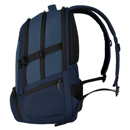 Side compression straps stabilise the bag when it is heavy