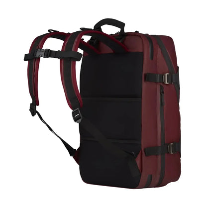 Padded back panel, padded adjustable shoulder straps and adjustable sternum strap for maximum comfort during extended wear