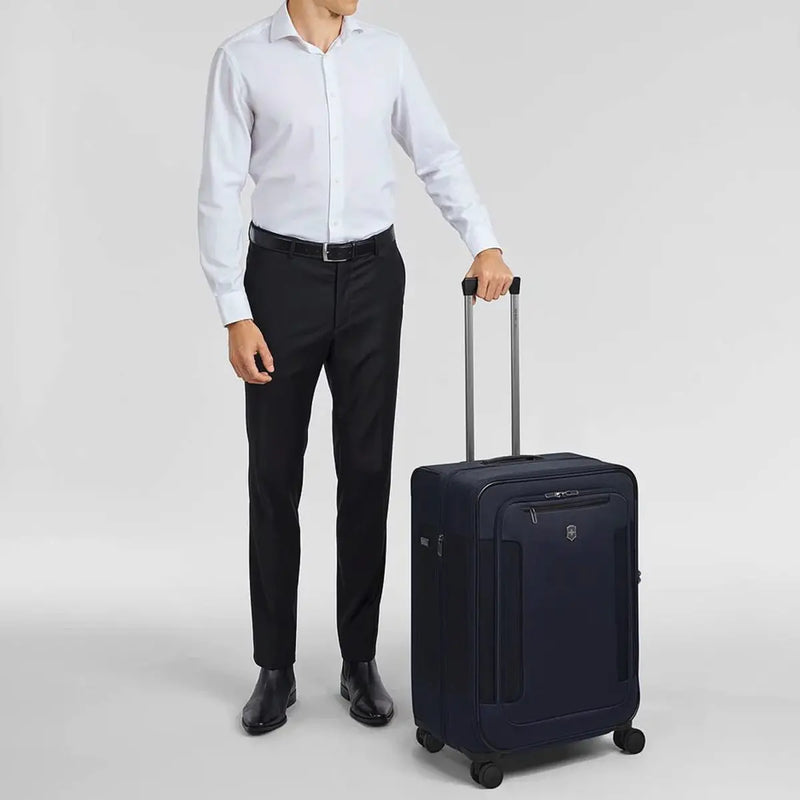 Victorinox Werks Traveller 7.0 - 69 cm Expandable Softside Medium Suitcase - Navy Blue