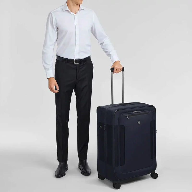 Victorinox Werks Traveller 7.0 - 75 cm Expandable Softside Large Suitcase - Navy Blue