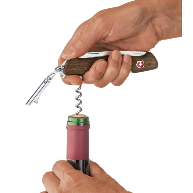 Extra-long corkscrew with five coils prevents cork breakage