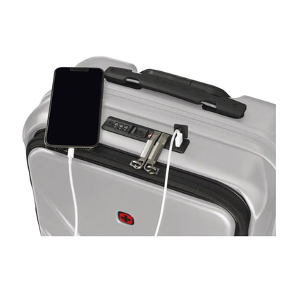 USB plug for charging electronic devices (USB-A and USB-C ports - Carry-on Only)
