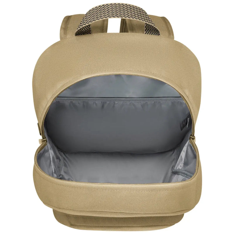 Spacious main compartment