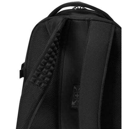 Ergonomic EVA molded padding on shoulder straps