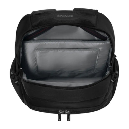 Spacious main compartment