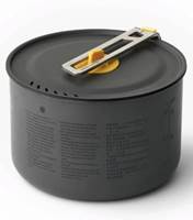 Removable Click-Safe handle allows secure handling and can be reversed to hold the lid and nesting contents in place for storage